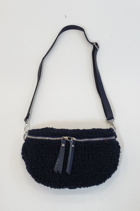 Crossbody laukku teddy musta