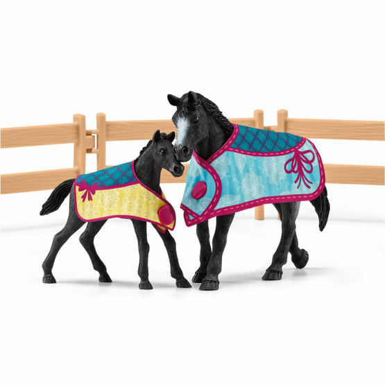 Schleich Pilttuu, hevonen ja varsa 42611