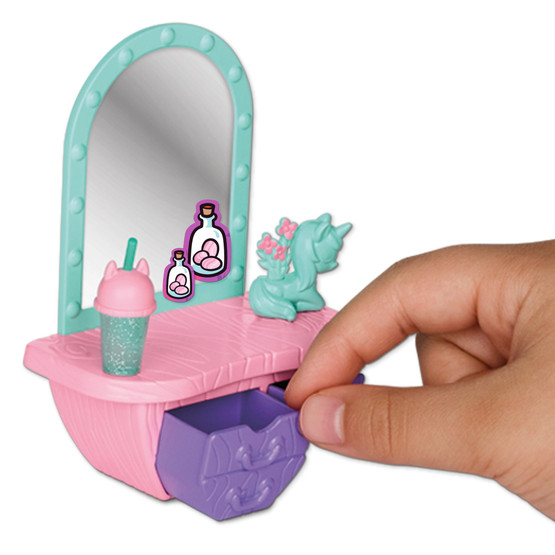 My Little Pony Izzyn yksisarvisten teejuhlat leikkisetti
