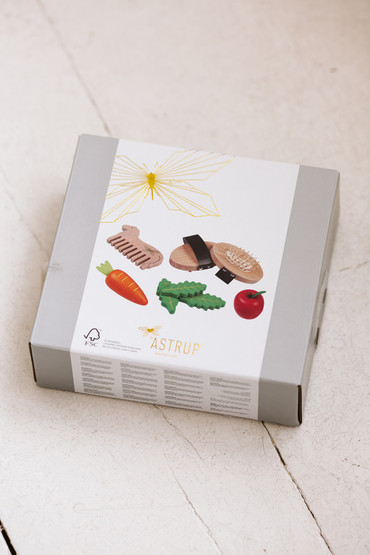 Keppihevosen ruokaa ja harjat