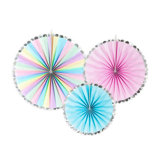 Koristeruusuke Yksisarvinen, 3kpl