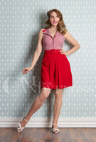 Punaruutu playsuit, shortsihaalarit