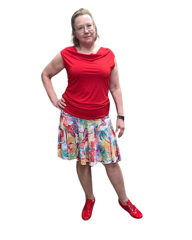 Maarit Shortsihame, monivärinen. Vain Helmestä!