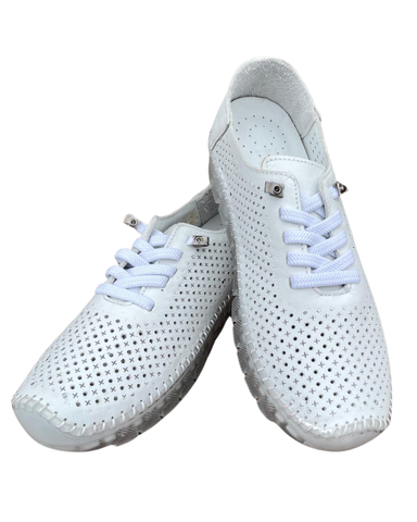 Mago. Valkoiset nahkatennarit/tossut. Vain Helmestä!