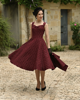 Klassinen yksivärinen Thea kellomekko bolerolla