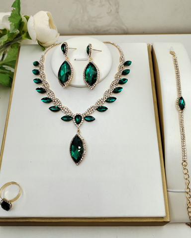 Juhlava Glamour korusetti, eri värejä