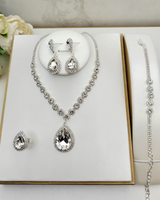 Juhlava Fantasia korusetti, eri värejä