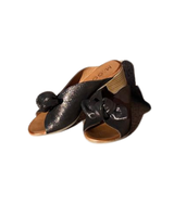  Musta nahkainen rusettipistokas. Black satin. Uusi väri!