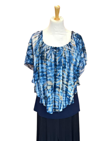 Fuksia ja sininen liehukepusero. One size