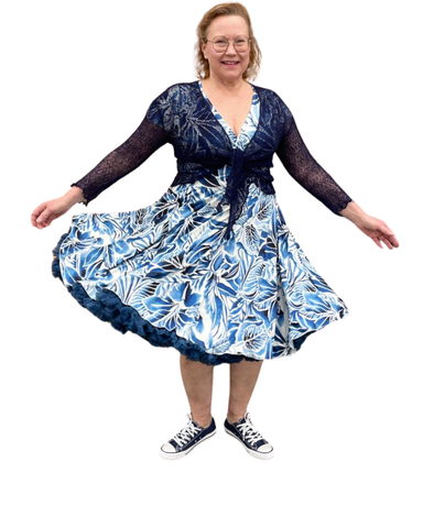 Suomi, perhoshiha kellomekko. Aletuote, ei palautus-vaihto-oikeutta!