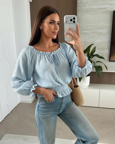 Ruutukuvioinen, off shoulder pusero viskoosivuorella. One size