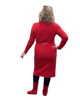 Suoran mallinen neulemekko, sininen ja punainen.   