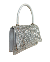  Pieni, korumainen naisten juhla-iltalaukku. Eri värejä