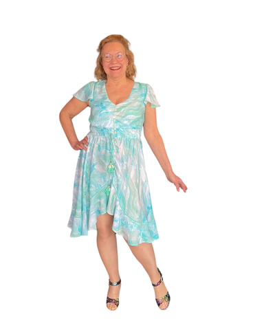 Lyhyt sinivihreä Saijamekko