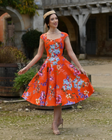 Sunrise/Auringonnousu. Kellomekko