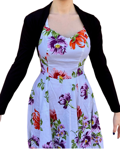 Musta pitkähihainen bolero, mustat hihat