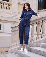 Farkkuhaalari, stretchiä, pienet kaulukset. Tumma farkkusininen