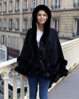 Turkissomisteinen hupullinen viitta, lyhyempi malli. Eri värejä