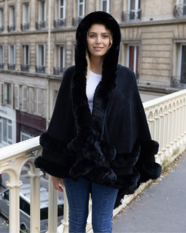 Turkissomisteinen hupullinen viitta, lyhyempi malli. Eri värejä