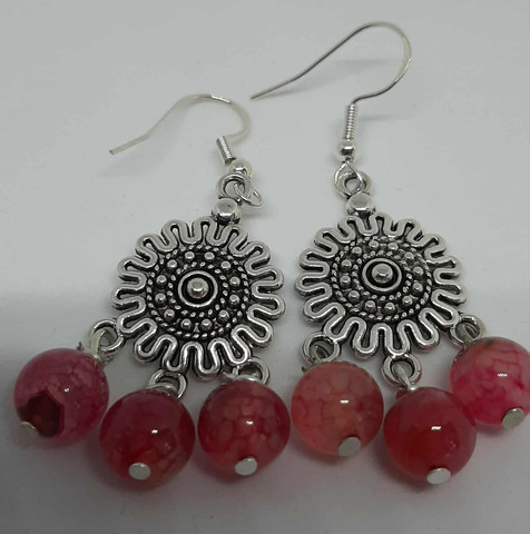 Korvikset punainen turmeliini