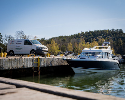 Huolto maalla ja merellä