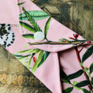 Pinkki kukka kestoside