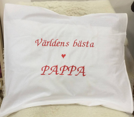 Maailman paras... brodeerattu tyynyliina (tilaustuote)