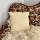 Keltakuviollinen koriste tyynynpääiilinen