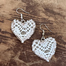 Pellavasydän pitsi korvakorut