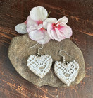 Pellavasydän pitsi korvakorut