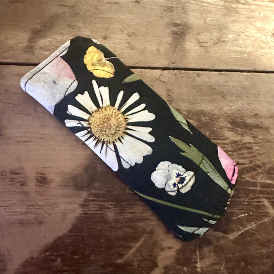 Kestopikkuhousunsuoja, kukkaketo