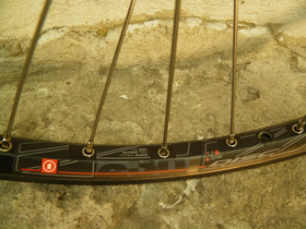 Mach 1 630 Disc takakiekko 21-559 Formula-napa 8-10v