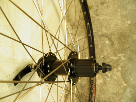 Mach 1 630 Disc takakiekko 21-559 Formula-napa 8-10v