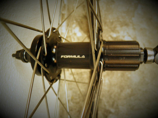 Mach 1 630 Disc takakiekko 21-559 Formula-napa 8-10v