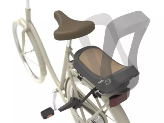 Urban Iki Junior - istuin max. 35kg, kaksi väriyhdistelmää