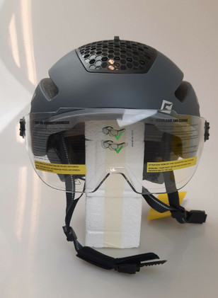 Cratoni Commuter e-biker kypärä visiirillä 