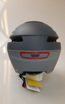 Cratoni Commuter e-biker kypärä visiirillä 