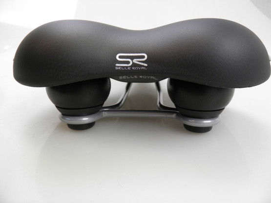 Selle Royal Coast mukavuussatula vakiopyörään 