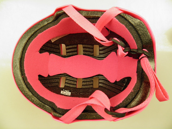 MET Yoyo - kypärä, koko S/51-55cm ja M/54-57cm, pinkki