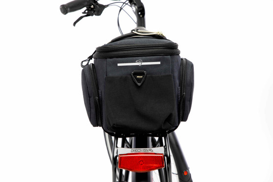 New Looxs Sports Trunkbag Strap 29l tavaratelinelaukku, velcro-kiinnitys