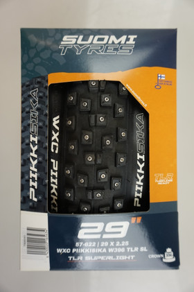 Suomi Tyres Piikkisika W396 TLR SL 29