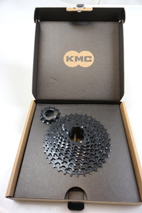 KMC React 10-speed kasettipakka HG11-36H