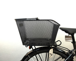 XLC BA-B11 27l pyöräkori Racktime Snap-It 2.0 -järjestelmän adapterilla