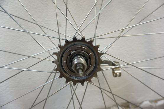 Aeron 24