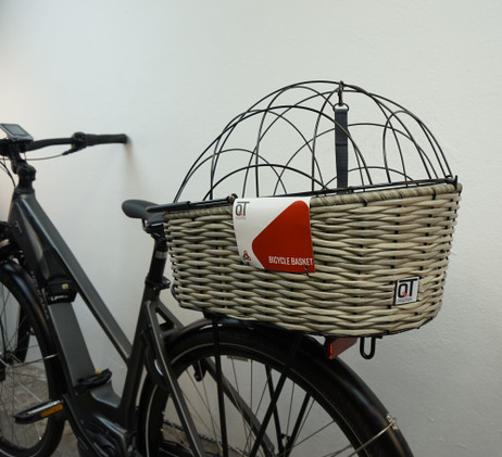 QT Cycle Tech Enna 2.0 AVS-yhteensopiva lemmikinkuljetuskori kupolilla