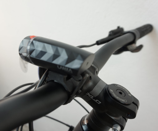 Spanninga Lanza led-valosetti etu/taka, paristoilla