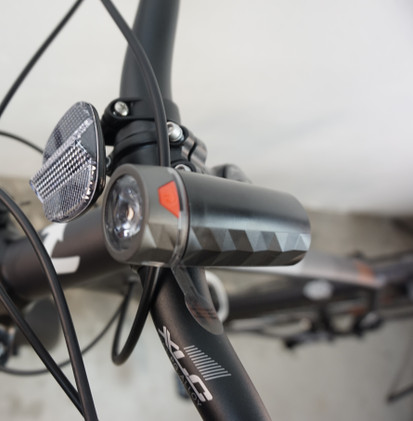 Spanninga Lanza led-valosetti etu/taka, paristoilla