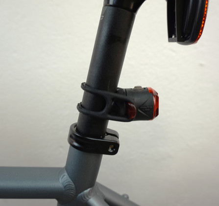 Lezyne KTV Femto Drive etu/taka - led-valosarja, mini-usb-lataus 