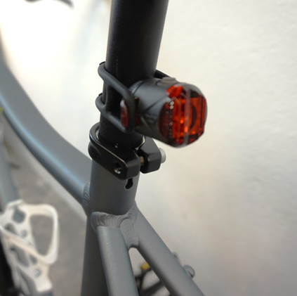 Lezyne KTV Femto Drive etu/taka - led-valosarja, mini-usb-lataus 