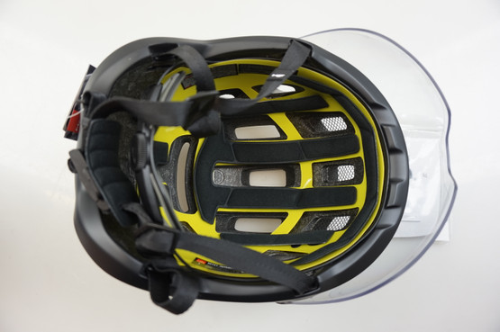 MET Intercity MIPS - sähköpyöräilykypärä, musta matta, L / 58-61cm